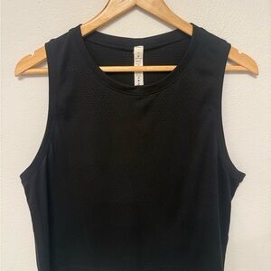 Lululemon Train to be Tank